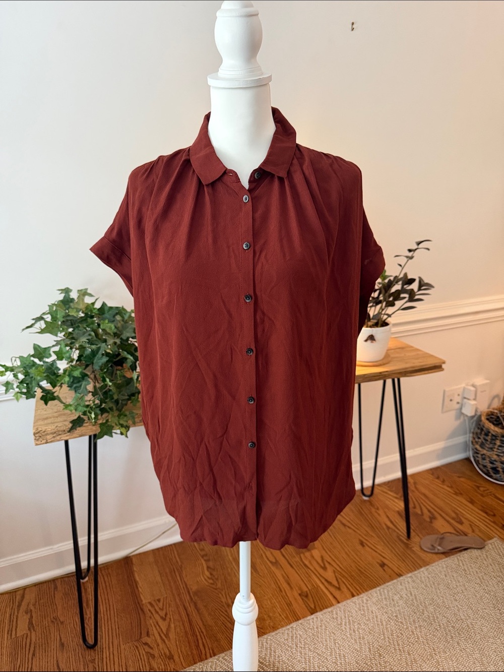 NWT Madewell  Short-Sleeve Button-Down Shirt in Brown/Rudst Sz M